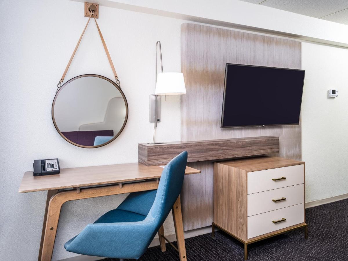 Crowne Plaza Milwaukee South By Ihg Hotel Eksteriør billede